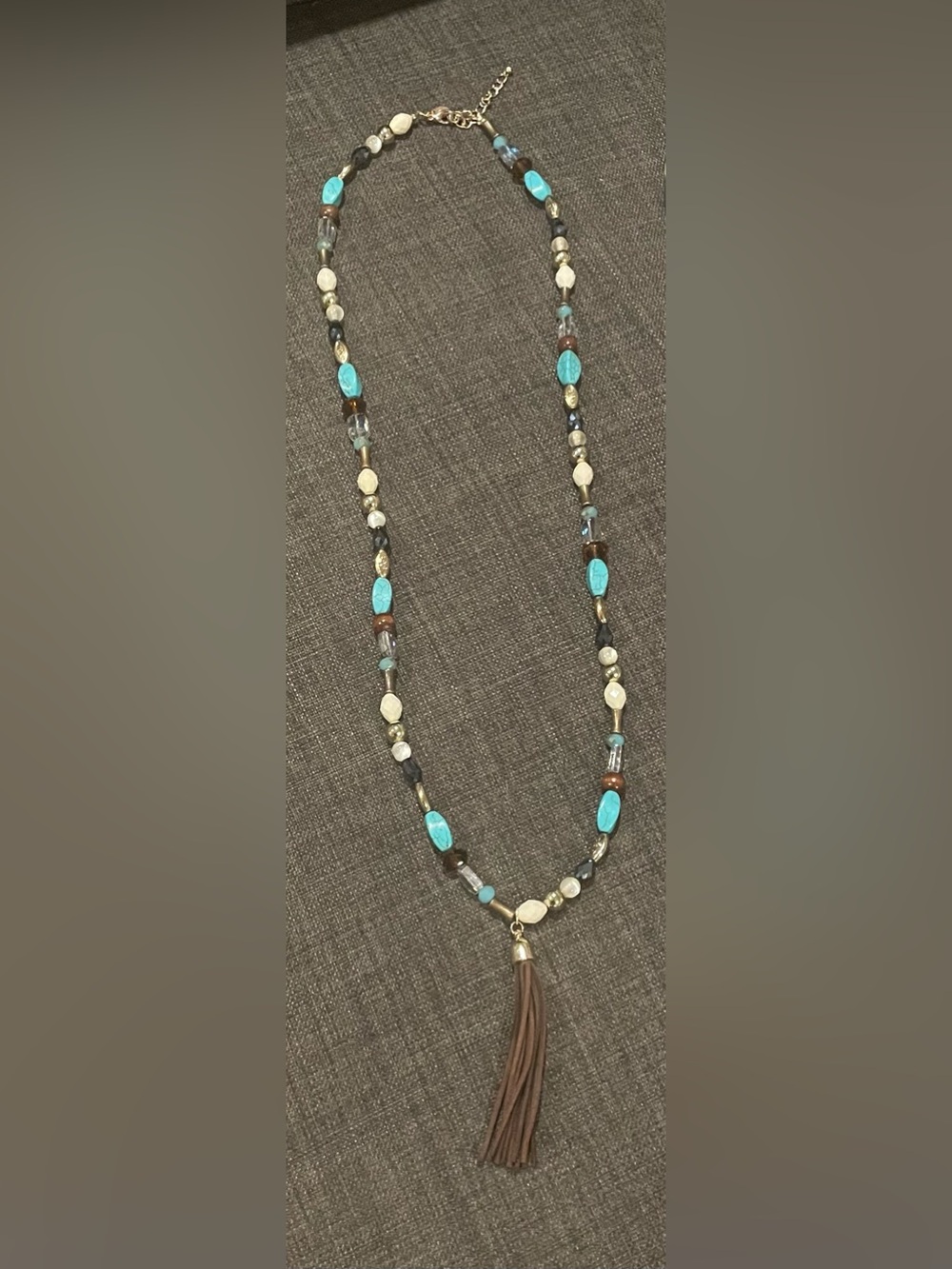 🎉🎉Turquoise Bead and Asst Stone Tassel Necklace - NWOT - Picture 2 of 3
